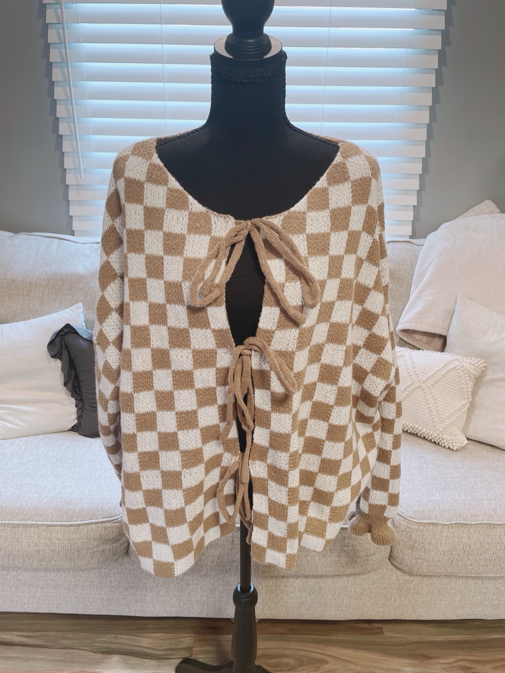 Checkered Beige & White Tie Front Sweater Size 2XL